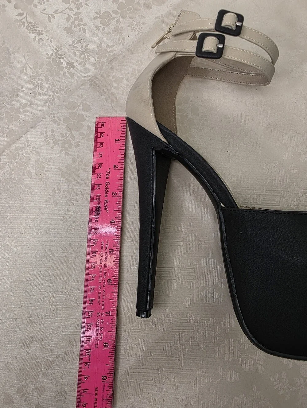 Shoe Republic LA Colorblock Platform Heels Ankle Strap Sandals Black Beige 7.5